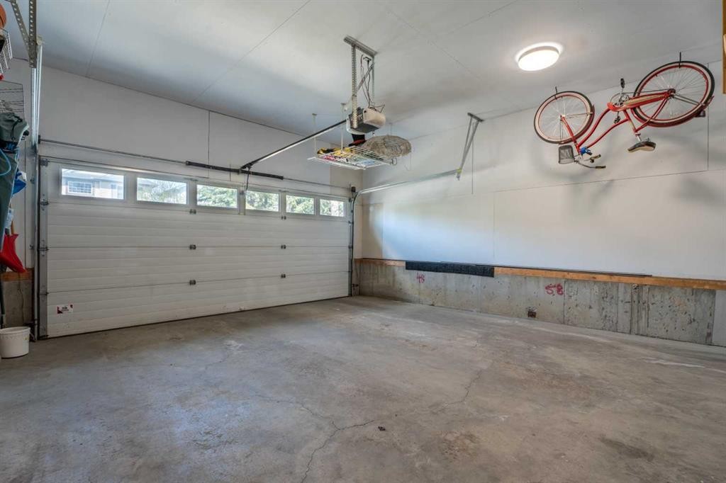 31 Mt Aberdeen Grove Se, Calgary, AB - Outdoor With Deck Patio Veranda