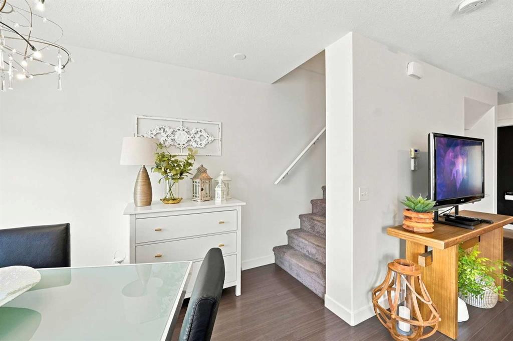 308 Redstone View Ne, Calgary, AB - Indoor Photo Showing Dining Room