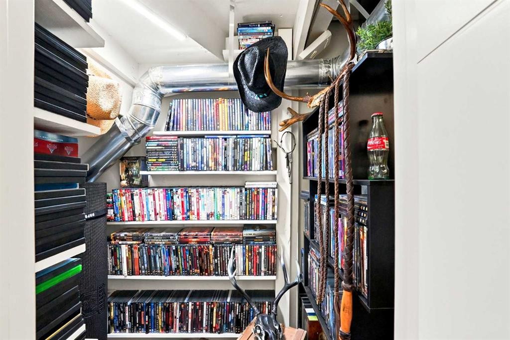 308 Redstone View Ne, Calgary, AB - Indoor With Storage