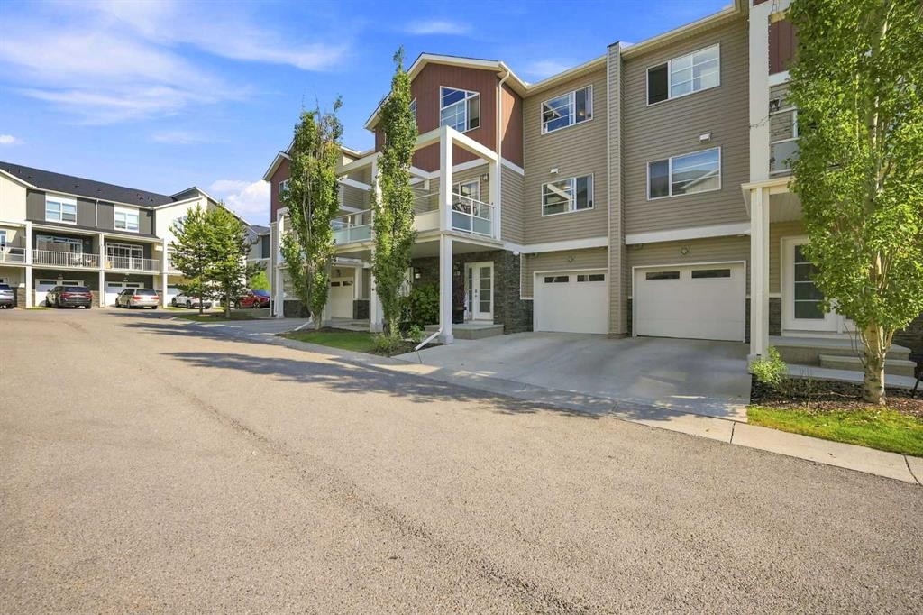 308 Redstone View Ne, Calgary, AB - Outdoor With Facade