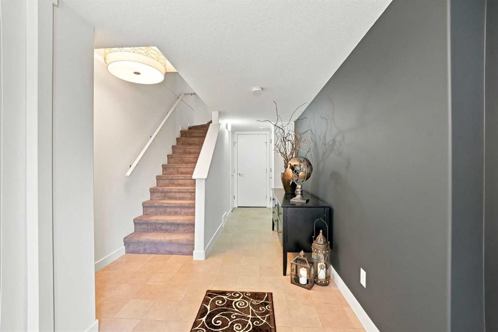 308 Redstone View Ne, Calgary, AB - Indoor Photo Showing Other Room