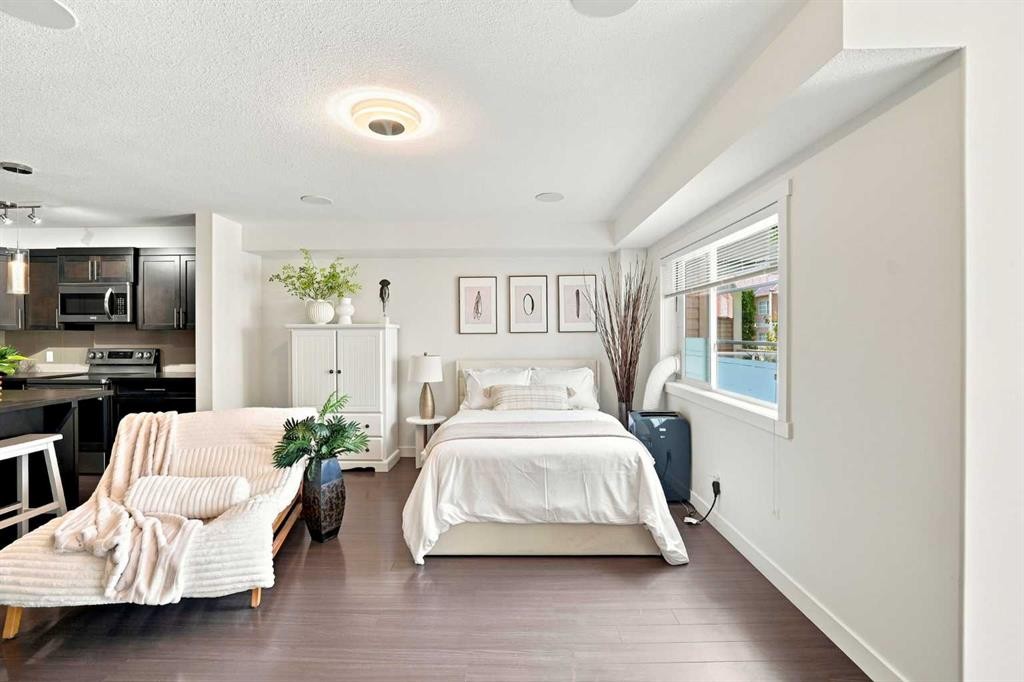 308 Redstone View Ne, Calgary, AB - Indoor Photo Showing Bedroom
