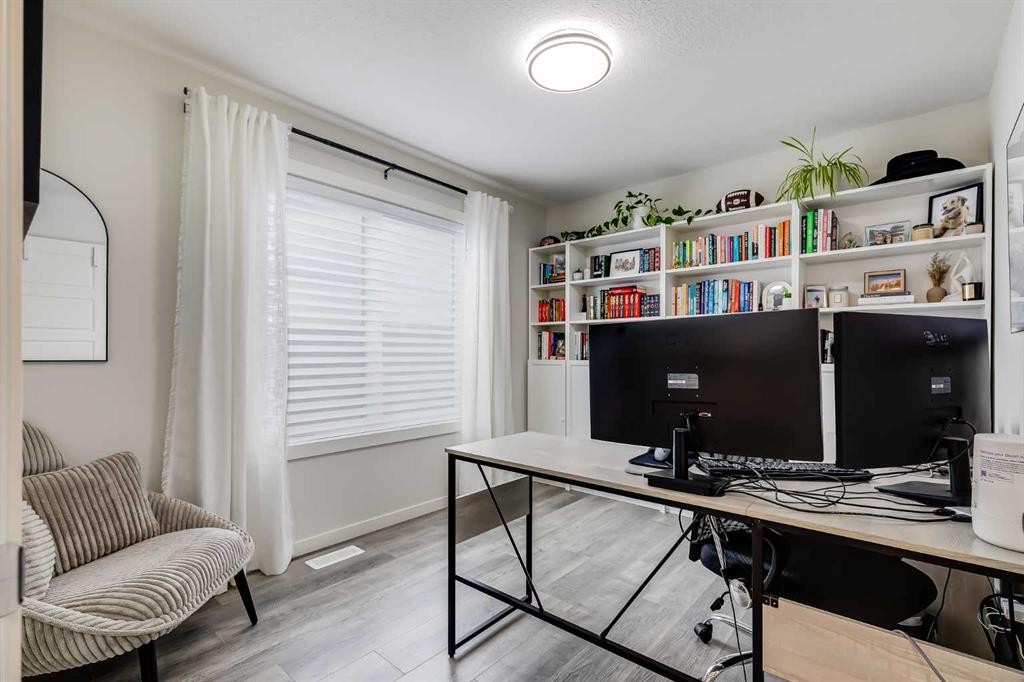302-260 Rowley Way Nw, Calgary, AB - Indoor Photo Showing Office