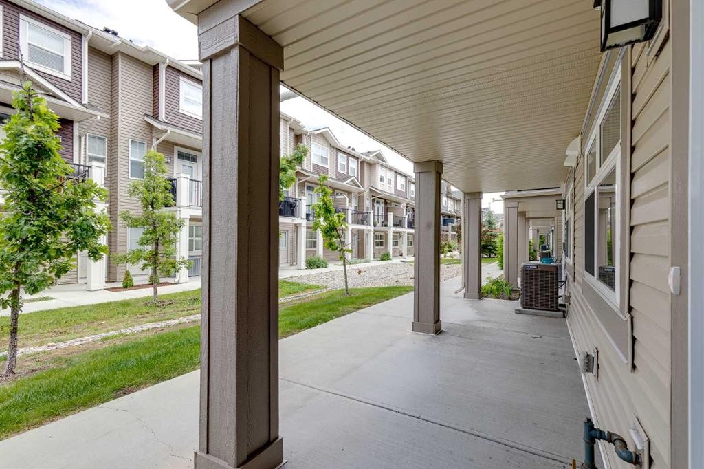 118 Legacy Path Se, Calgary, AB - Outdoor With Exterior