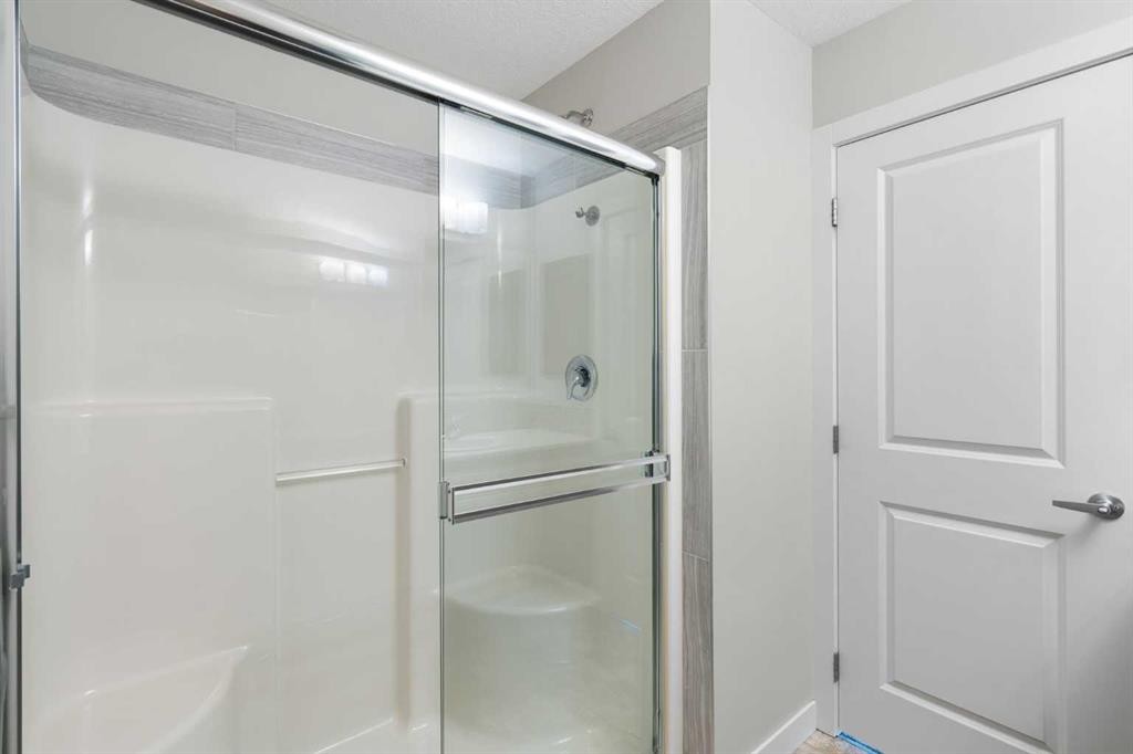 28-138 Seton Passage Se, Calgary, AB - Indoor Photo Showing Bathroom