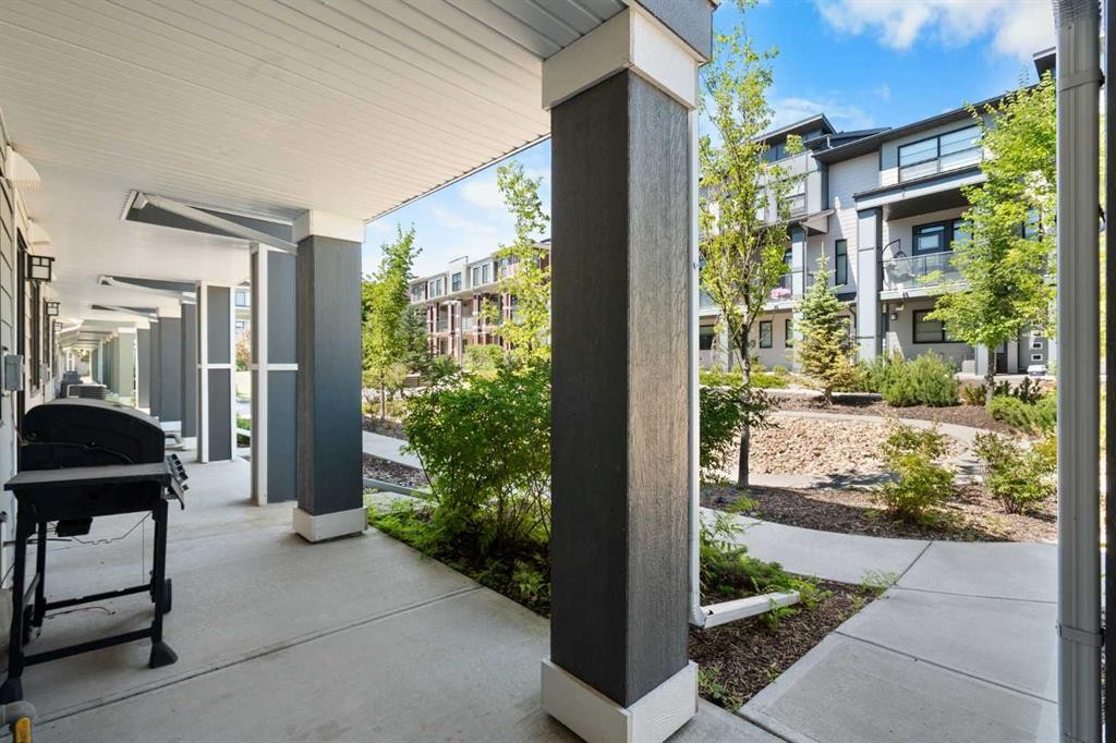 28-138 Seton Passage Se, Calgary, AB - Outdoor