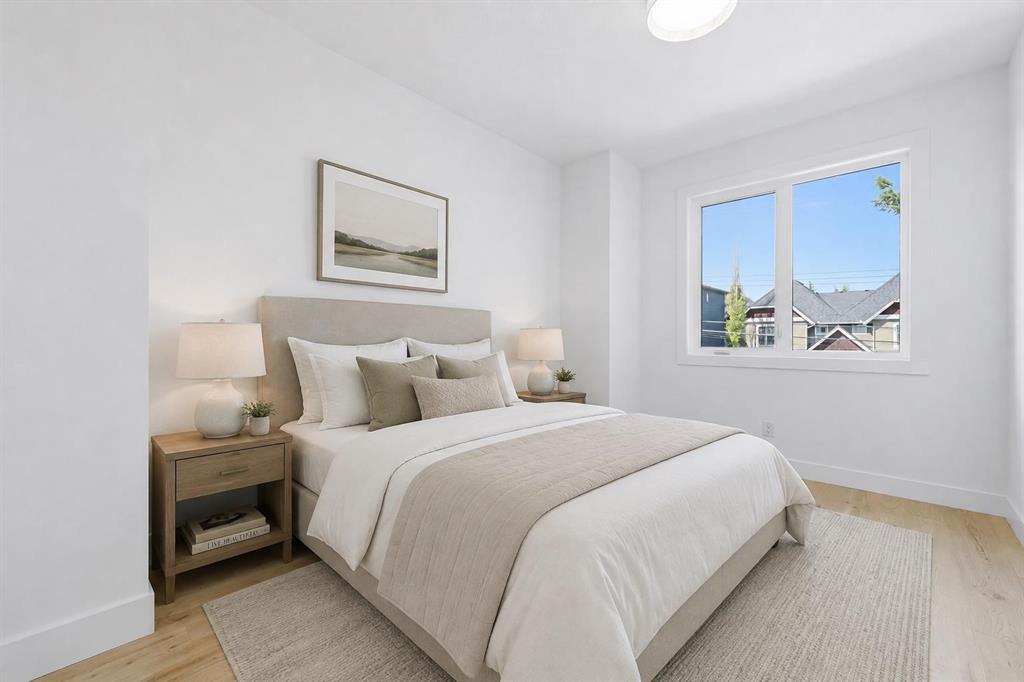 2412 1 Avenue Nw, Calgary, AB - Indoor Photo Showing Bedroom