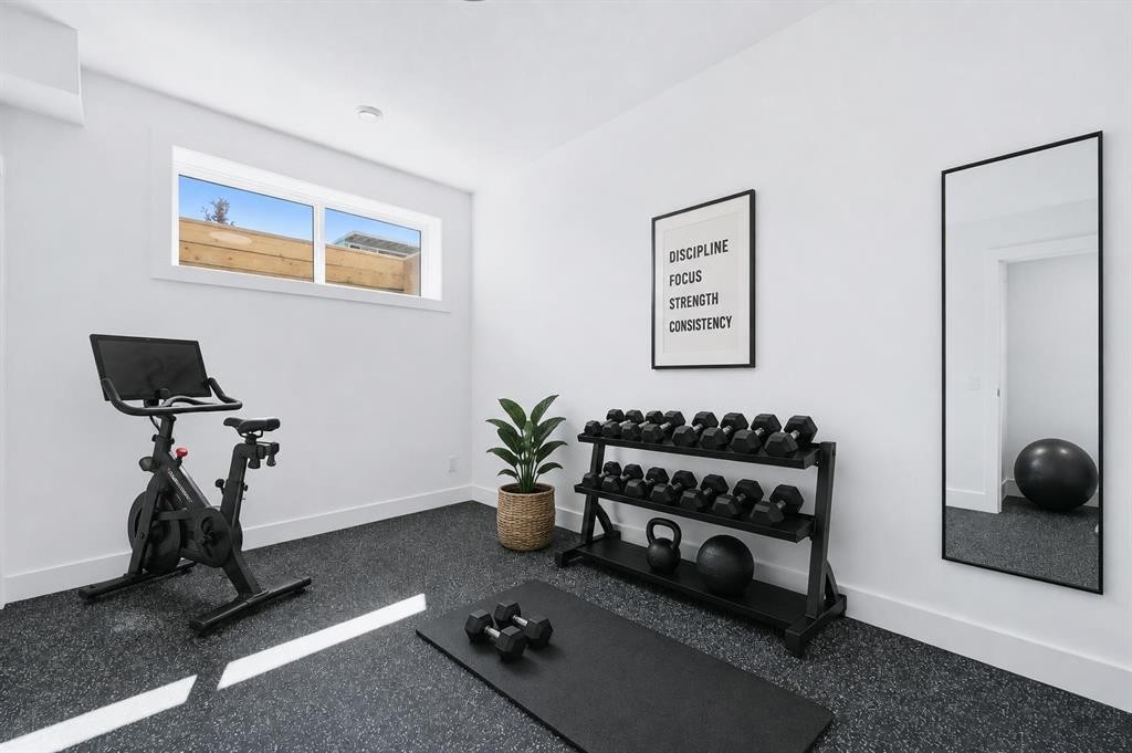 2412 1 Avenue Nw, Calgary, AB - Indoor Photo Showing Gym Room