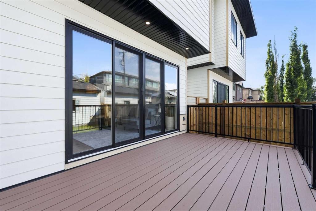 2412 1 Avenue Nw, Calgary, AB - Outdoor With Exterior