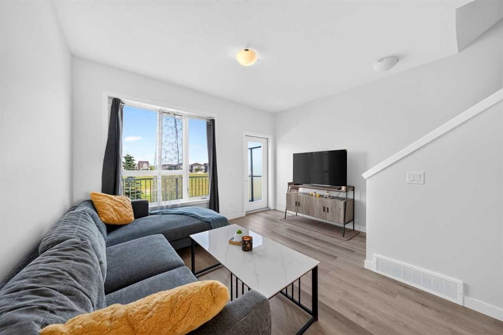 363-301 Redstone Boulevard Ne, Calgary, AB - Indoor Photo Showing Living Room