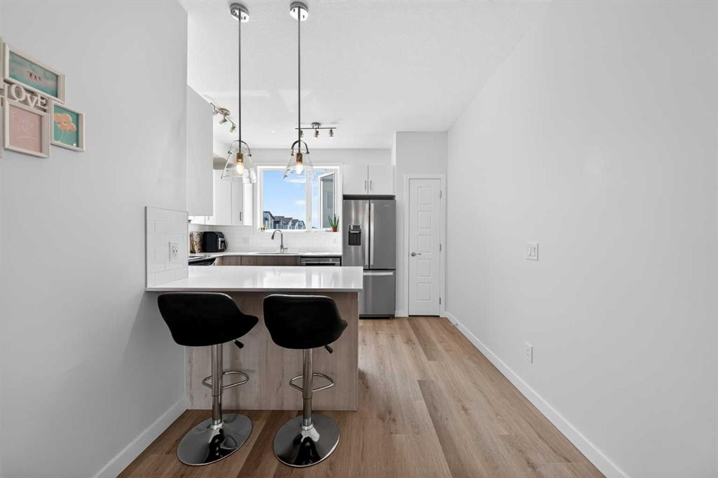 363-301 Redstone Boulevard Ne, Calgary, AB - Indoor Photo Showing Kitchen With Upgraded Kitchen