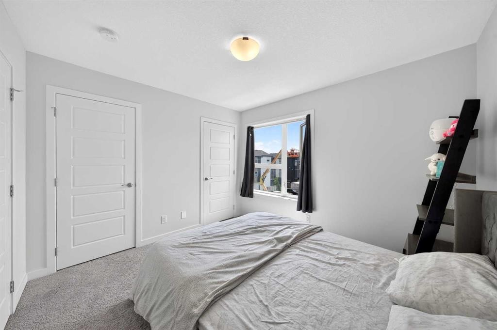 363-301 Redstone Boulevard Ne, Calgary, AB - Indoor Photo Showing Bedroom