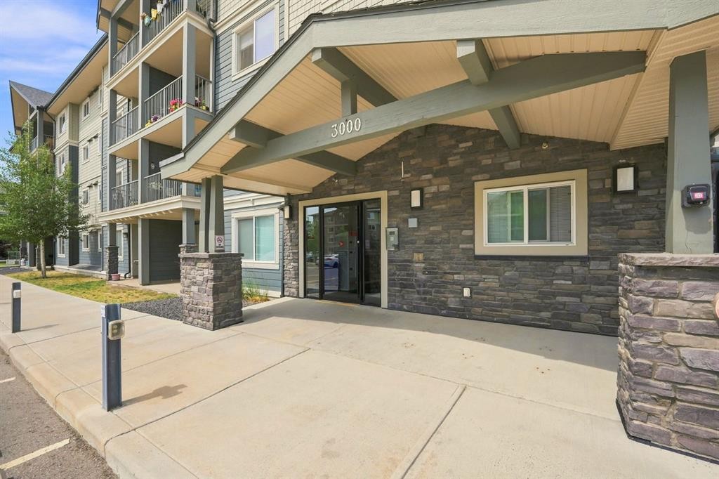 3407-181 Skyview Ranch Manor Ne, Calgary, AB - Outdoor With Balcony