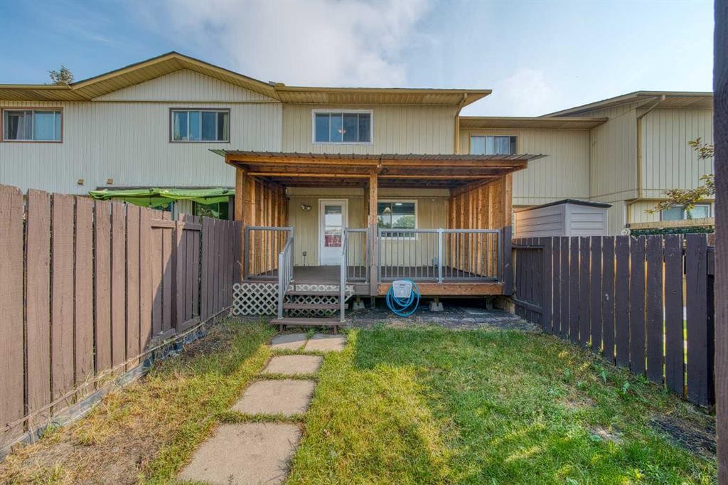 154 Midbend Place Se, Calgary, AB - Outdoor With Deck Patio Veranda