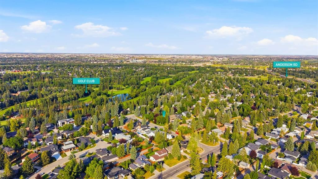 604 Willoughby Crescent Se, Calgary, AB - Outdoor With View