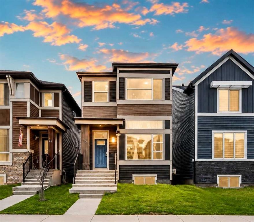 46 Corner Meadows Common Ne, Calgary, AB - Outdoor With Facade