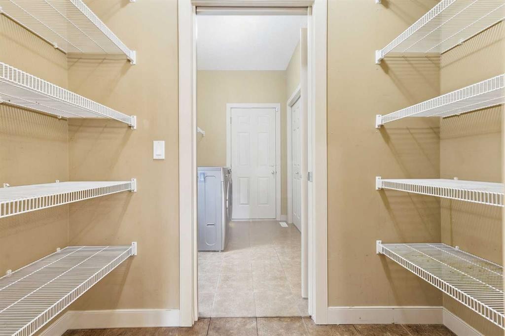 47 Evanspark Circle, Calgary, AB - Indoor With Storage