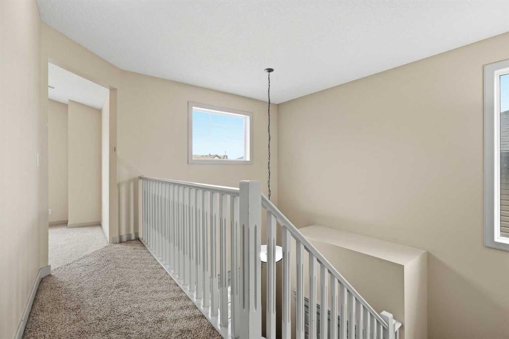 47 Evanspark Circle, Calgary, AB - Indoor Photo Showing Other Room