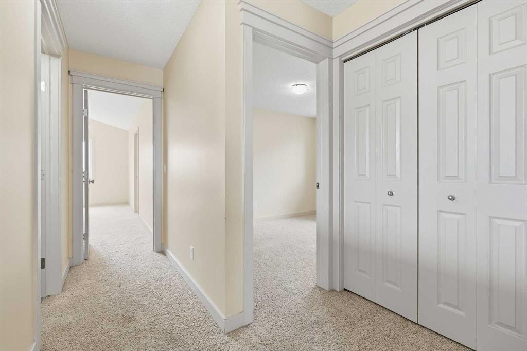 47 Evanspark Circle, Calgary, AB - Indoor Photo Showing Other Room