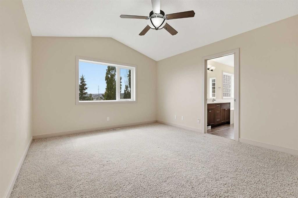 47 Evanspark Circle, Calgary, AB - Indoor Photo Showing Other Room