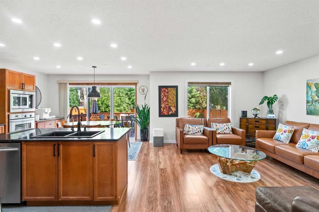 114 Chapalina Terrace Se, Calgary, AB - Indoor