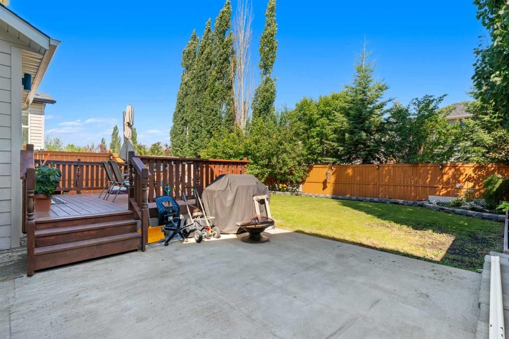114 Chapalina Terrace Se, Calgary, AB - Outdoor