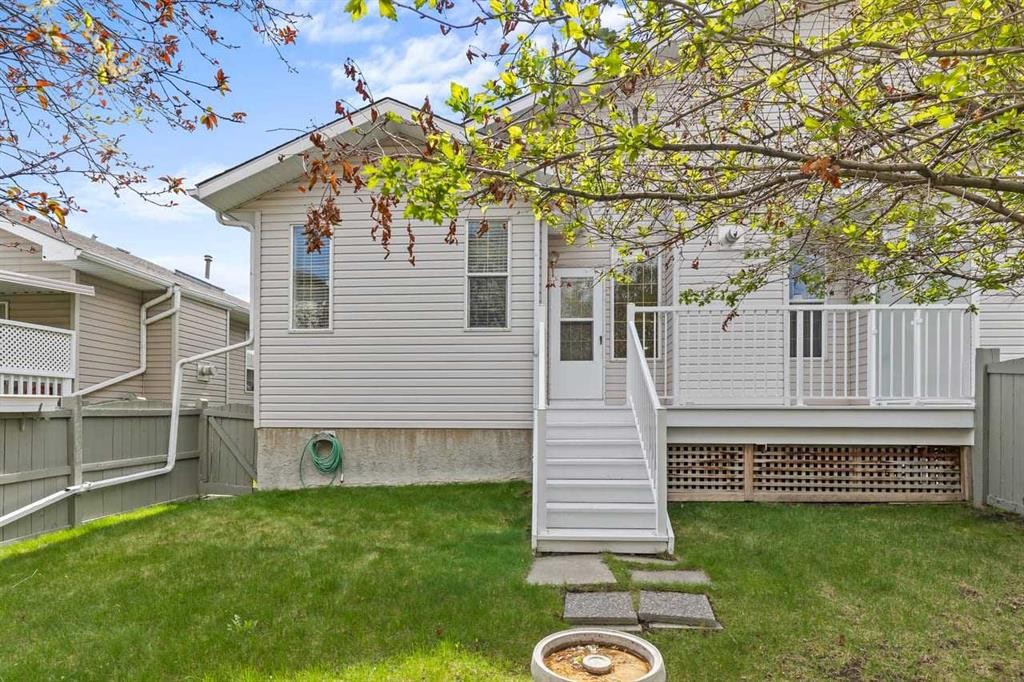 139 Hidden Valley Green Nw, Calgary, AB - Outdoor