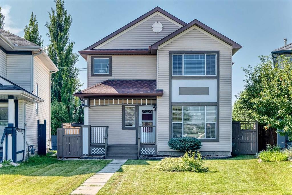 43 Somerside Common Sw, Calgary, AB - Outdoor With Facade