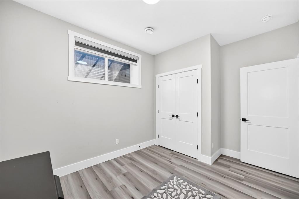 86 Carringvue Manor Nw, Calgary, AB - Indoor Photo Showing Other Room
