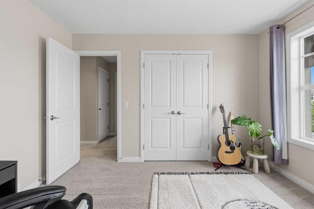26 Evansfield Park Nw, Calgary, AB - Indoor