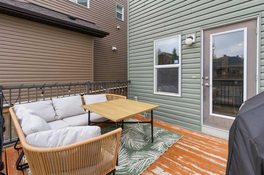 26 Evansfield Park Nw, Calgary, AB - Outdoor With Deck Patio Veranda With Exterior