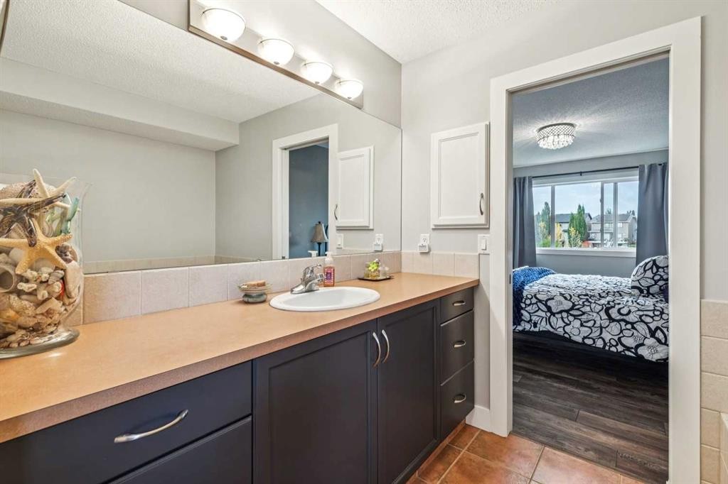 130 Tuscany Valley Green Nw, Calgary, AB