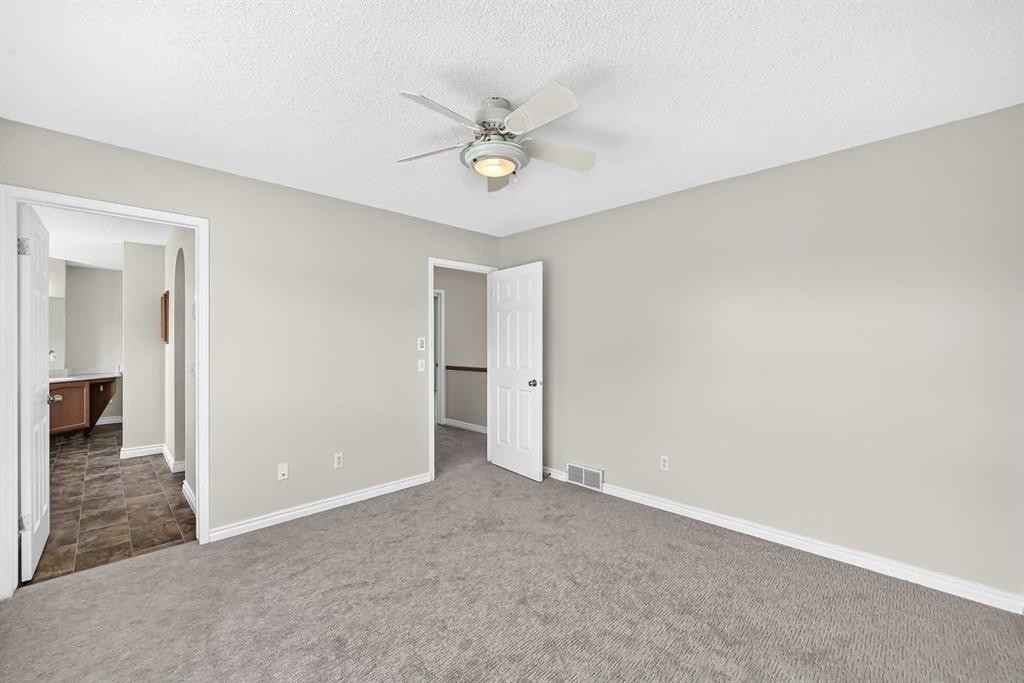 247 Covington Close Ne, Calgary, AB - Indoor Photo Showing Other Room