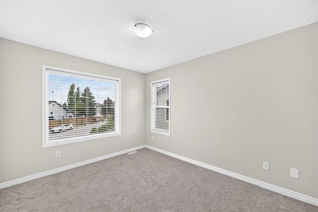 247 Covington Close Ne, Calgary, AB - Indoor Photo Showing Other Room