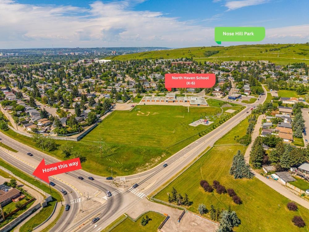 421 Hendon Drive Nw, Calgary, AB - Outdoor With View