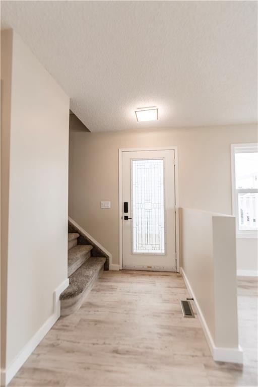 1019 Smith Avenue, Crossfield, AB - Indoor Photo Showing Other Room