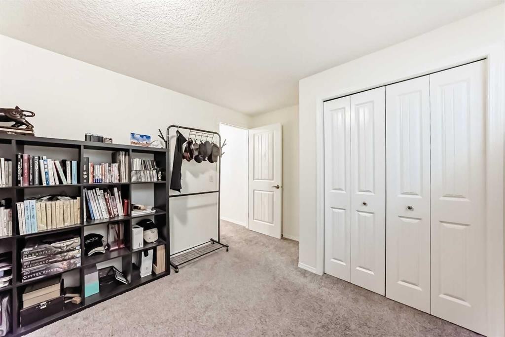 169 Aspenshire Drive Sw, Calgary, AB - Indoor