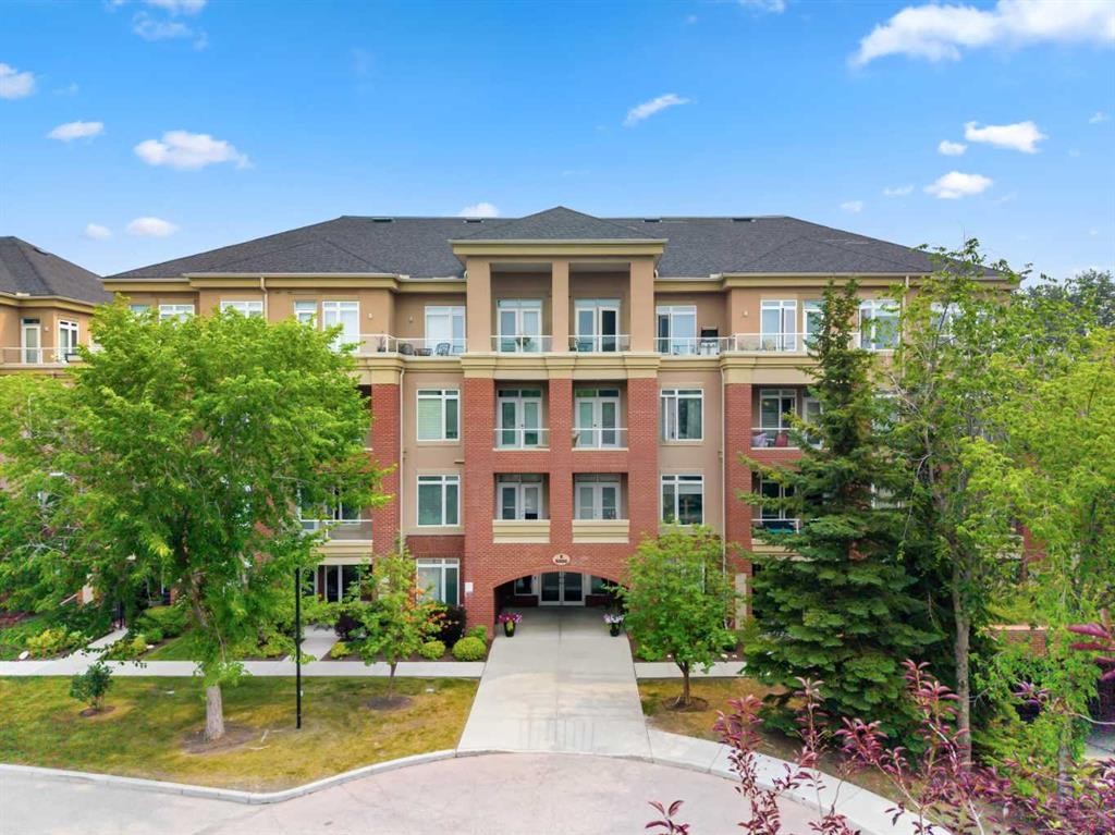5208-14 Hemlock Crescent Sw, Calgary, AB - Outdoor With Facade