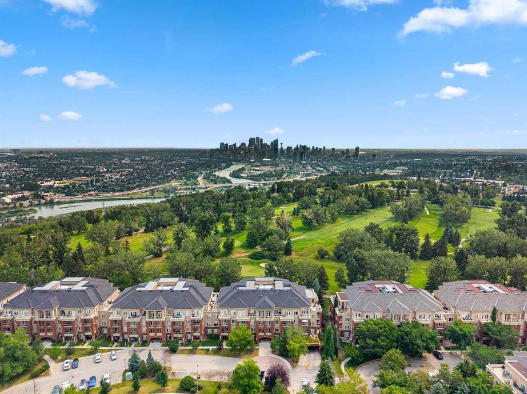 5208-14 Hemlock Crescent Sw, Calgary, AB - Outdoor With View