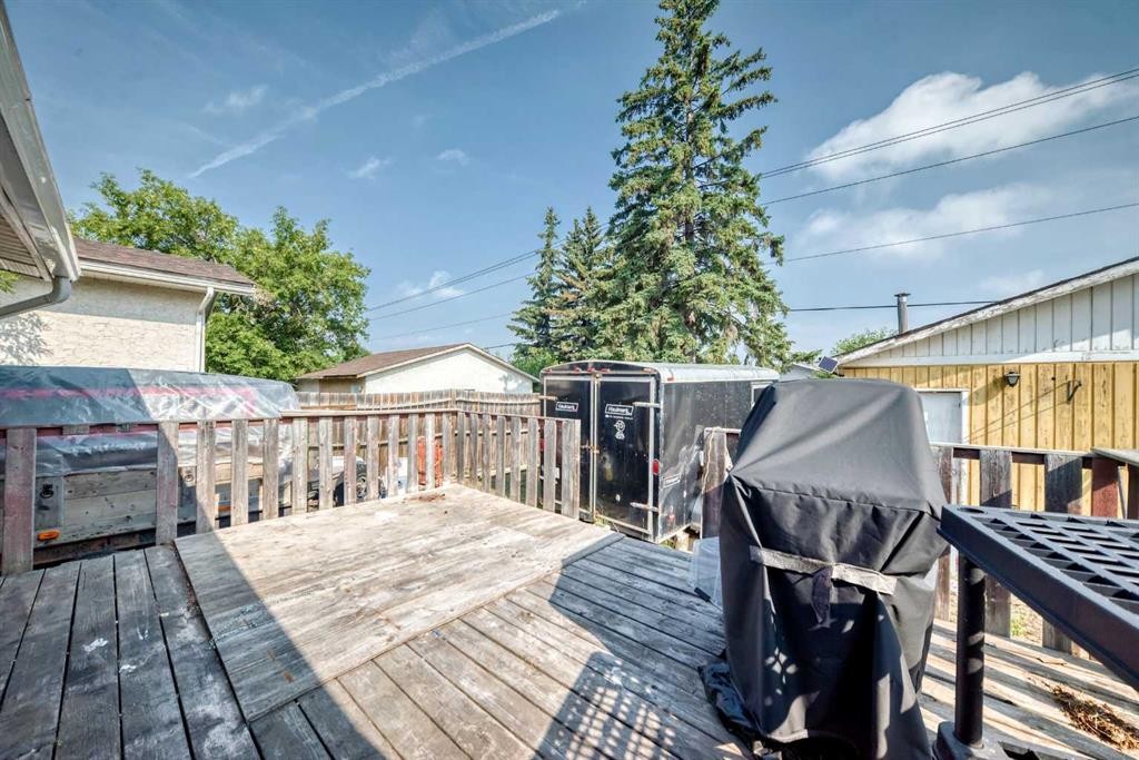 6016 18 Avenue Ne, Calgary, AB - Outdoor With Deck Patio Veranda With Exterior