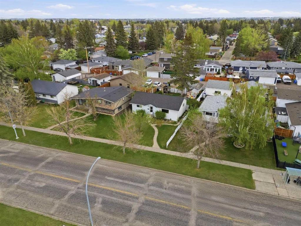 9032 Fairmount Drive Se, Calgary, AB - Outdoor With View