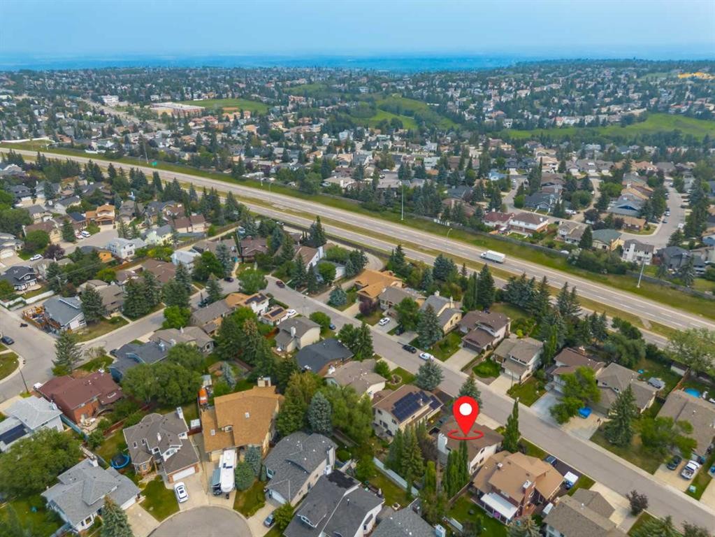 80 Hawkhill Way Nw, Calgary, AB - Outdoor With View