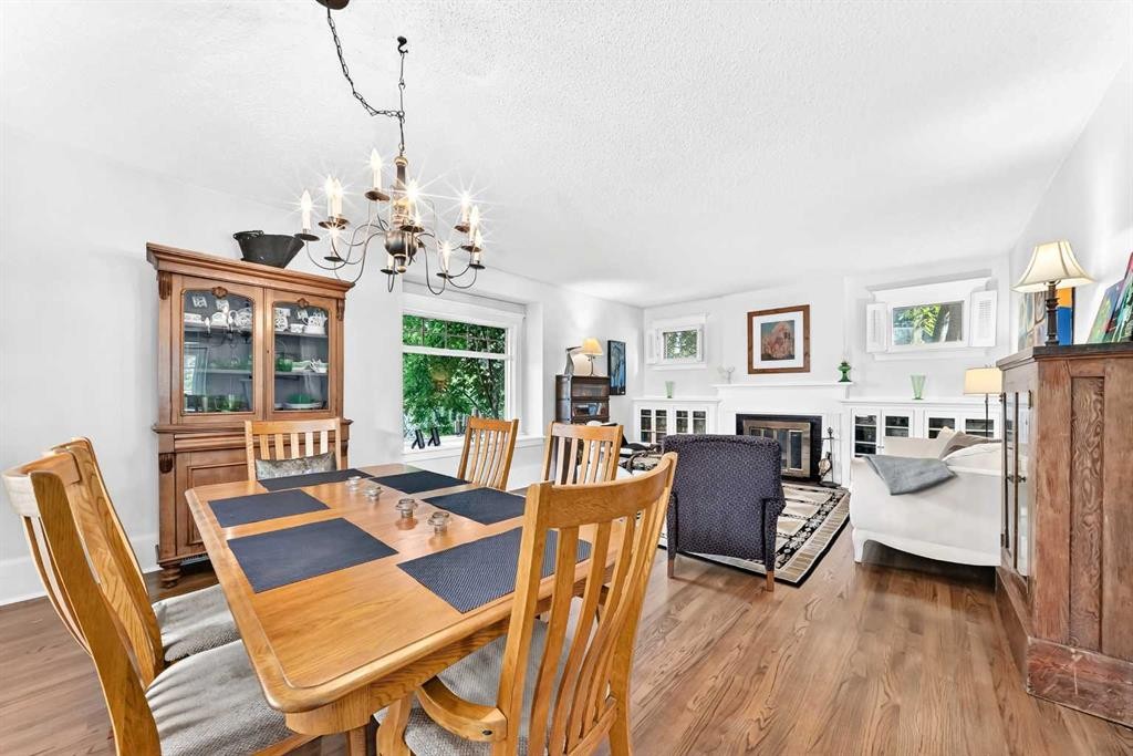 1925 10 Street Sw, Calgary, AB - Indoor Photo Showing Dining Room