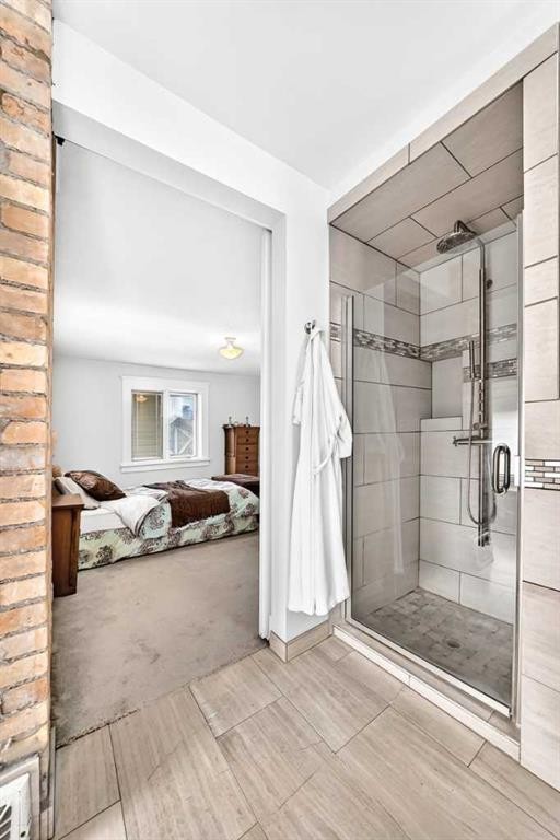 1925 10 Street Sw, Calgary, AB - Indoor Photo Showing Bathroom