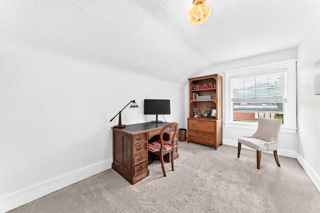 1925 10 Street Sw, Calgary, AB - Indoor Photo Showing Office