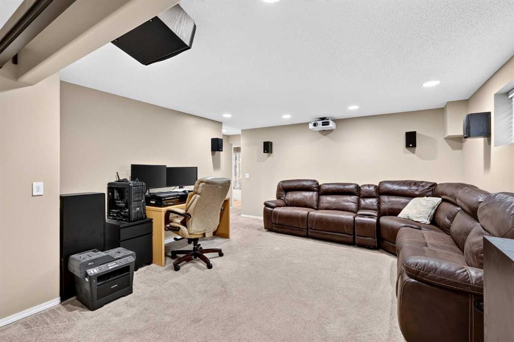 261 Panamount Hill Nw, Calgary, AB - Indoor Photo Showing Basement