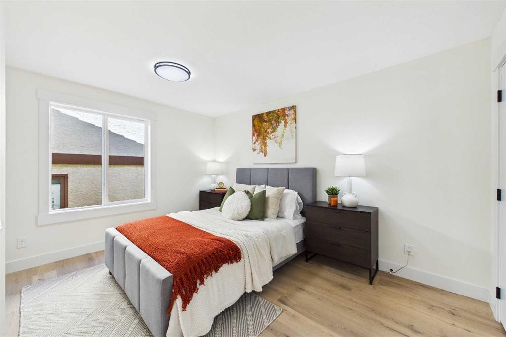 16 Edcath Mews Nw, Calgary, AB - Indoor Photo Showing Bedroom