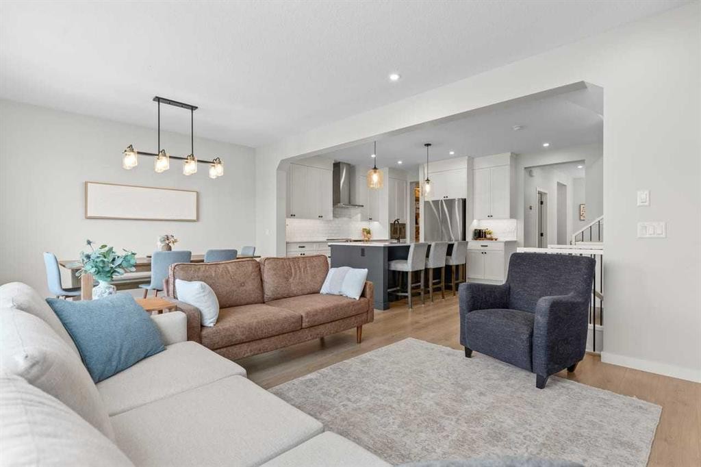 45 Savoy Landing Se, Calgary, AB - Indoor Photo Showing Living Room