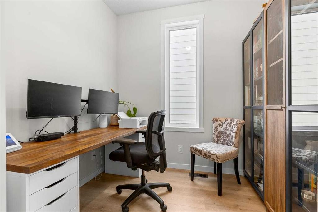 45 Savoy Landing Se, Calgary, AB - Indoor Photo Showing Office