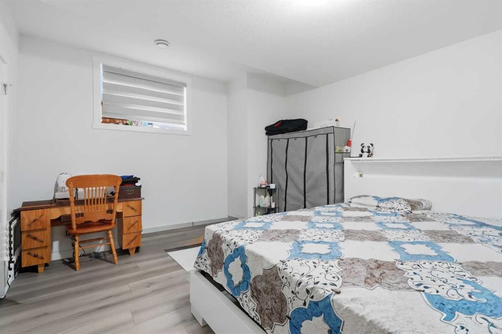 190 Saddlelake Way Ne, Calgary, AB - Indoor Photo Showing Bedroom